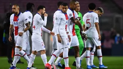 الكشف عن مدة غياب نجم باريس سان جيرمان