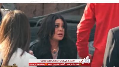 نور اللبنانية تدفع هيفاء وهبي لارتكاب حادث في مضمار سباق السيارات