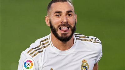 ريال مدريد يحسم مستقبل بنزيما