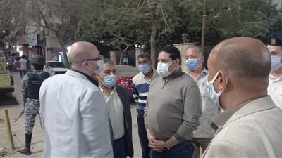 محافظ بني سويف يتابع تطبيق المواعيد الصيفية لغلق المطاعم والمحال التجارية