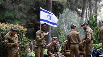 الجيش الإسرائيلي: الصاروخ السوري أخطأ هدفه وانفجر في النقب