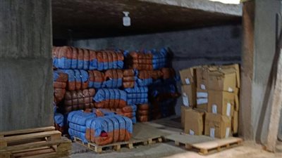 غلق وتشميع 4 محال غير مرخصة بحي المرج