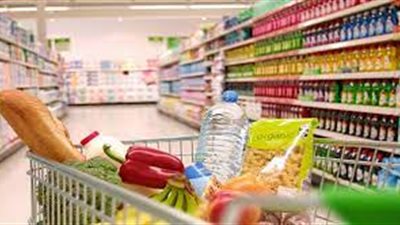 الحكومة تحسم الجدل بشأن ارتفاع أسعار السلع الغذائية الأساسية نتيجة زيادة أسعار البنزين