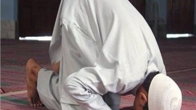 ما حكم الاستراحة بين كل ترويحتين؟.. الإفتاء تجيب