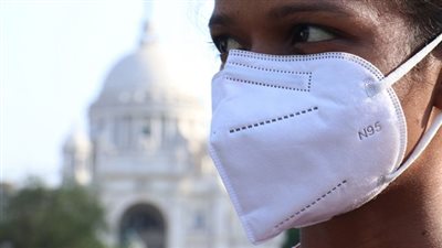 ما احتمال تسلل سلالة كورونا الهندية إلى مصر؟.. مستشار الرئيس يجيب (فيديو)