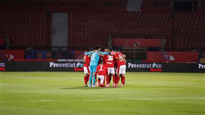 رسميًا.. نجم الأهلي يغيب عن موقعة القمة ضد الزمالك