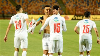 كارتيرون يُهدد نجم الزمالك بدكة البدلاء