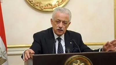 ولي أمر يناشد وزير التعليم وضع نماذج استرشادية لطلاب الثانوية تحاكي الامتحانات