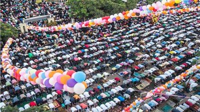 قبل الصلاة.. تعرف على الصيغة الصحيحة لتكبيرات عيد الفطر