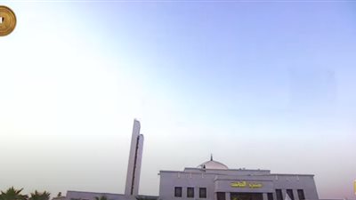 عاجل.. السيسي يؤدي صلاة عيد الفطر 2021 من مسجد الماسة بالعلمين الجديدة (فيديو)