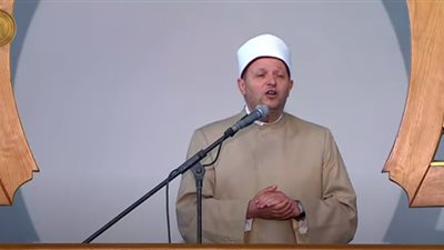 إمام مسجد الماسة: نسأل الله رفع البلاء عن الدنيا كلها