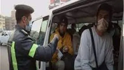 بسبب الكمامة.. تحرير 36 محضرًا بالمنيا