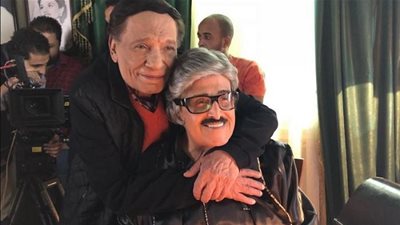 عادل إمام ينعى رفيق دربه سمير غانم بكلمات حزينة