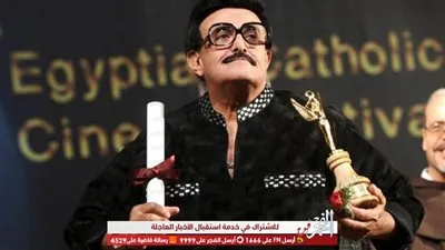 باسم سمرة ينعى وفاة سمير غانم 