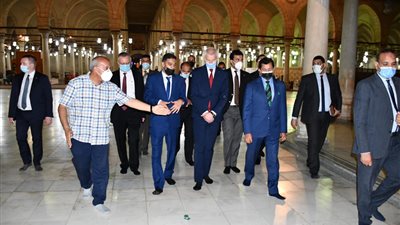 مجمع الأديان يستقبل وزير الشباب والرياضة الروسي في زيارة سياحية
