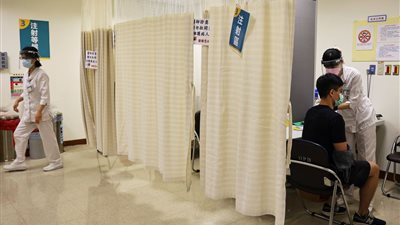 تايوان: تزايد الضغط لقبول لقاحات الصين مع انتشار فيروس كورونا