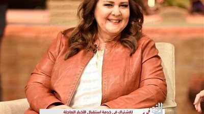  أحمد الفيشاوى يدعو لـ دلال عبد العزيز 