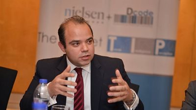 محمد فريد يدعوا المصريين بالخارج للاستثمار بالبورصة