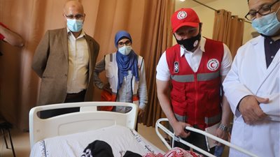 الهلال الأحمر المصري يزور قطاع غزة تقديم الدعم والمساندة (صور)