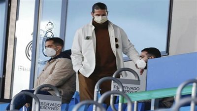 كيف ودع راموس مدربه زيدان بعد رحيله عن ريال مدريد؟