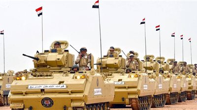 الجيش المصري يُربك أعداءه.. تفاصيل المناورات العسكرية بين مصر و13 دولة