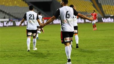 نجم طلائع الجيش يكشف موقفه من الانتقال إلى الأهلي 