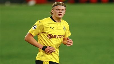 والش: كومان لم يقتنع بهالاند في إيفرتون