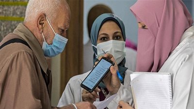 س وج.. كيفية التسجيل في موقع لقاح كورونا والفئات المستحقة ومواعيد تلقي الجرعات