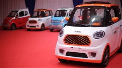 وزير قطاع الأعمال يكشف عن موعد ظهور أول سيارة كهربائية في مصر 