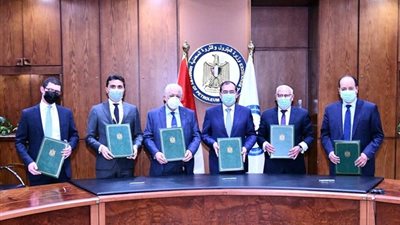 وزارة البترول توقع اتفاقية تعاون لتنفيذ مشروعات تعليم فنى جديدة ببور سعيد