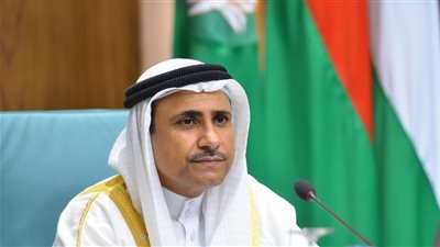 البرلمان العربي يشيد بجهود الدول العربية التي تستضيف اللاجئين