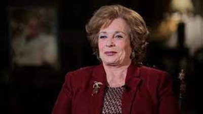 تعرف على تطورات الحالة الصحية لجيهان السادات: ليس كورونا (فيديو)