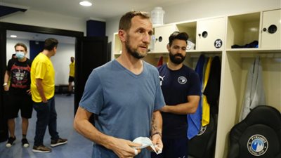 هاني العقبي: بيراميدز تأخر كثيراً في إقالة أروابارينا