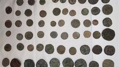 ضبط 203 قطعة أثرية في مطار القاهرة الدولي قبل تهريبها للخارج