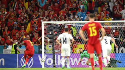 شاهد - لوكاكو يقلص الفارق لبلجيكا أمام إيطاليا (يورو 2020)