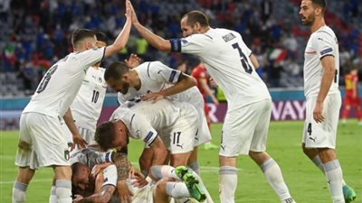 ليفربول يستهدف نجم المنتخب الإيطالي 