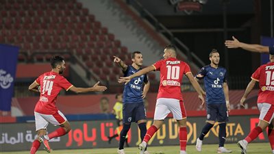 عاجل..  بيراميدز يخطف تعادلًا قاتلًا من أنياب الأهلي بخطأ قاتل لـ