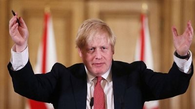 إنجلترا تتطلع إلى الحرية.. جونسون يشرع في تخفيف الإغلاق