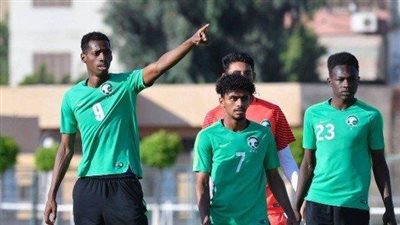 شباب السعودية يتدربون على ركلات الجزاء الترجيحية قبل مواجهة الجزائر