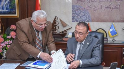 محافظ الإسكندرية يعتمد تنسيق القبول للصف الأول الثانوي بمجموع 225 درجة