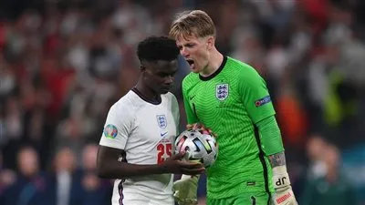 مدرب أرسنال يوجه رسالة خاصة إلى ساكا