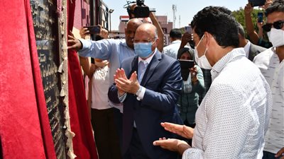 وزير الشباب والرياضة ومحافظ القاهرة يفتتحان نادي المقطم الرياضي