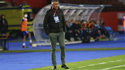 كارتيرون يحدد أسماء العائدين من الإعارة إلى الزمالك