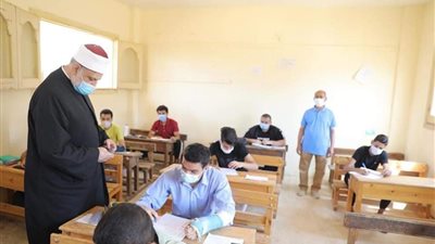 وكيل الأزهر يتفقد لجان القليوبية ويشدد على ضرورة الالتزام بالإجراءات الاحترازية
