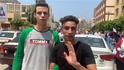 طلاب أدبي بالمنصورة: 