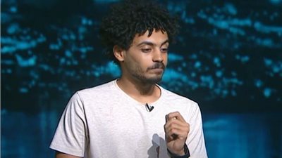 شاهد.. محمد كمال يقلد الزعيم عادل إمام وعدد من الفنانين