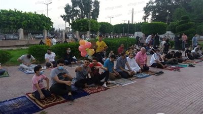 مئات المصلين يؤدون صلاة عيد الأضحى بمساجد القليوبية (صور)