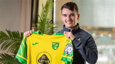 نوريتش سيتي يتعاقد مع ليام جيبس