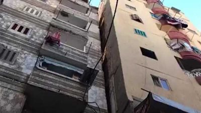 محافظ الإسكندرية يكشف مفاجأة عن عقار حي الجمارك المائل