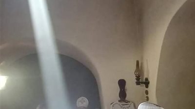 الشمس تتعامد على 